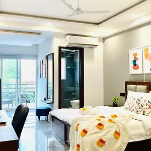 Zen - Dlf Cybercity Apartment