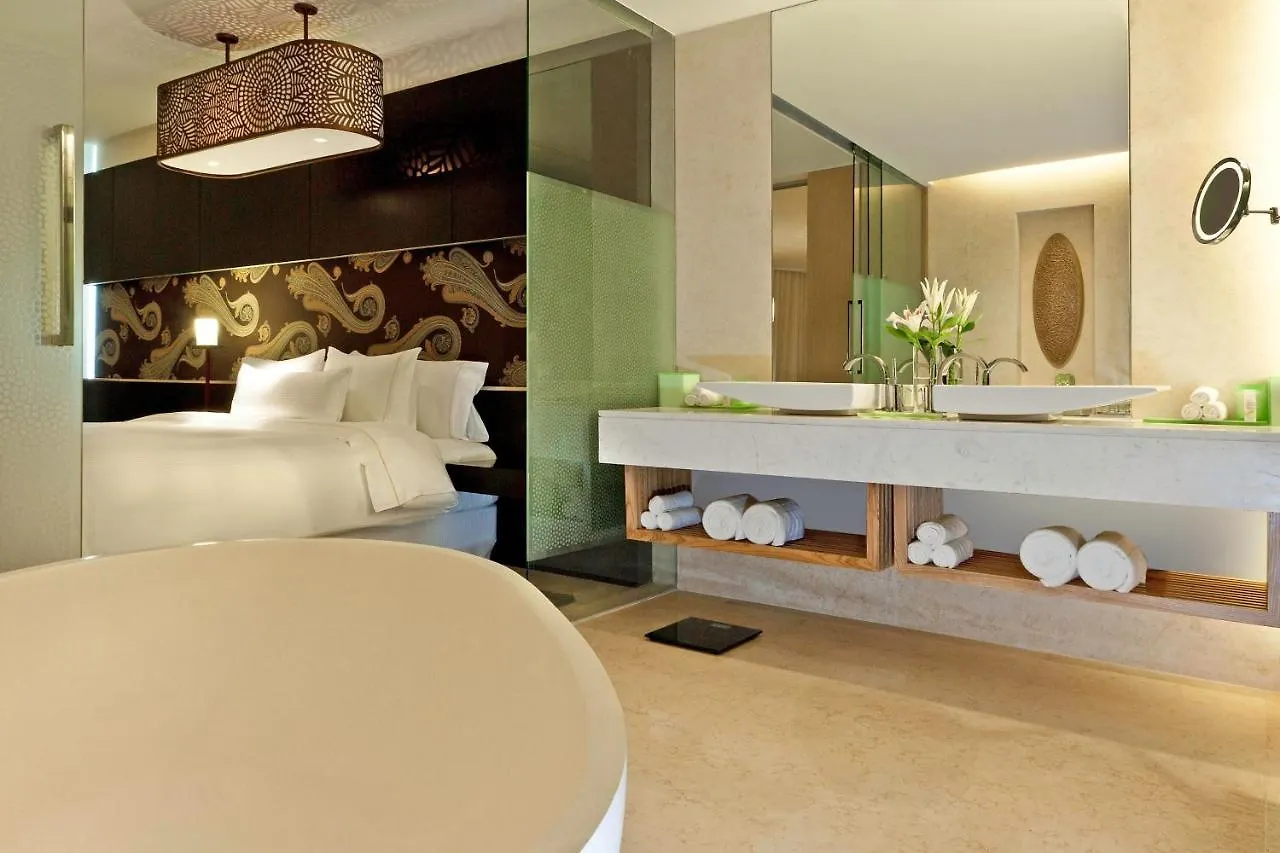 *****  The Westin Gurgaon, New Delhi Hotel India